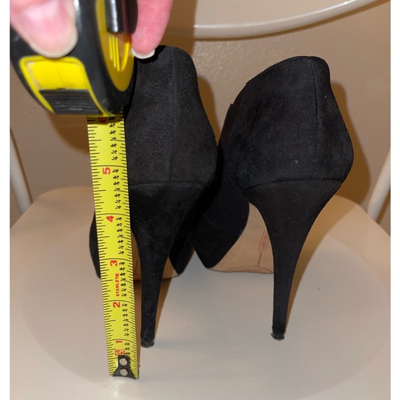 VINCE CAMUTO: Black Suede Booties (without box) - Picture 6 of 12